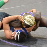 Osaze Osunde pinned his opponent on Saturday to qualify for the Masters.
