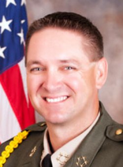 Kings County Sheriff endorses Assemblyman Rudy Salas Sheriff Dave Robinson