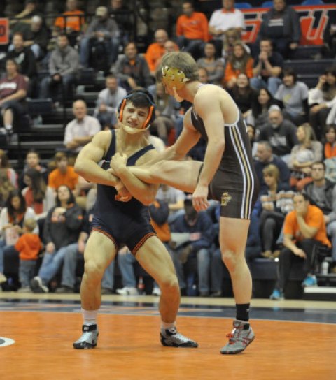 Isaiah Martinez in a recent match for the University of Illinois