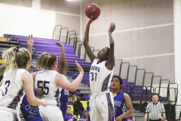 Jazmine Taylor in an earlier game had 10 points Friday night against Redwood.